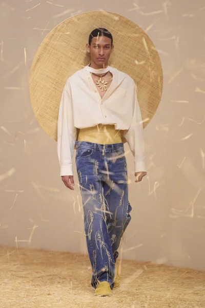 Look 54